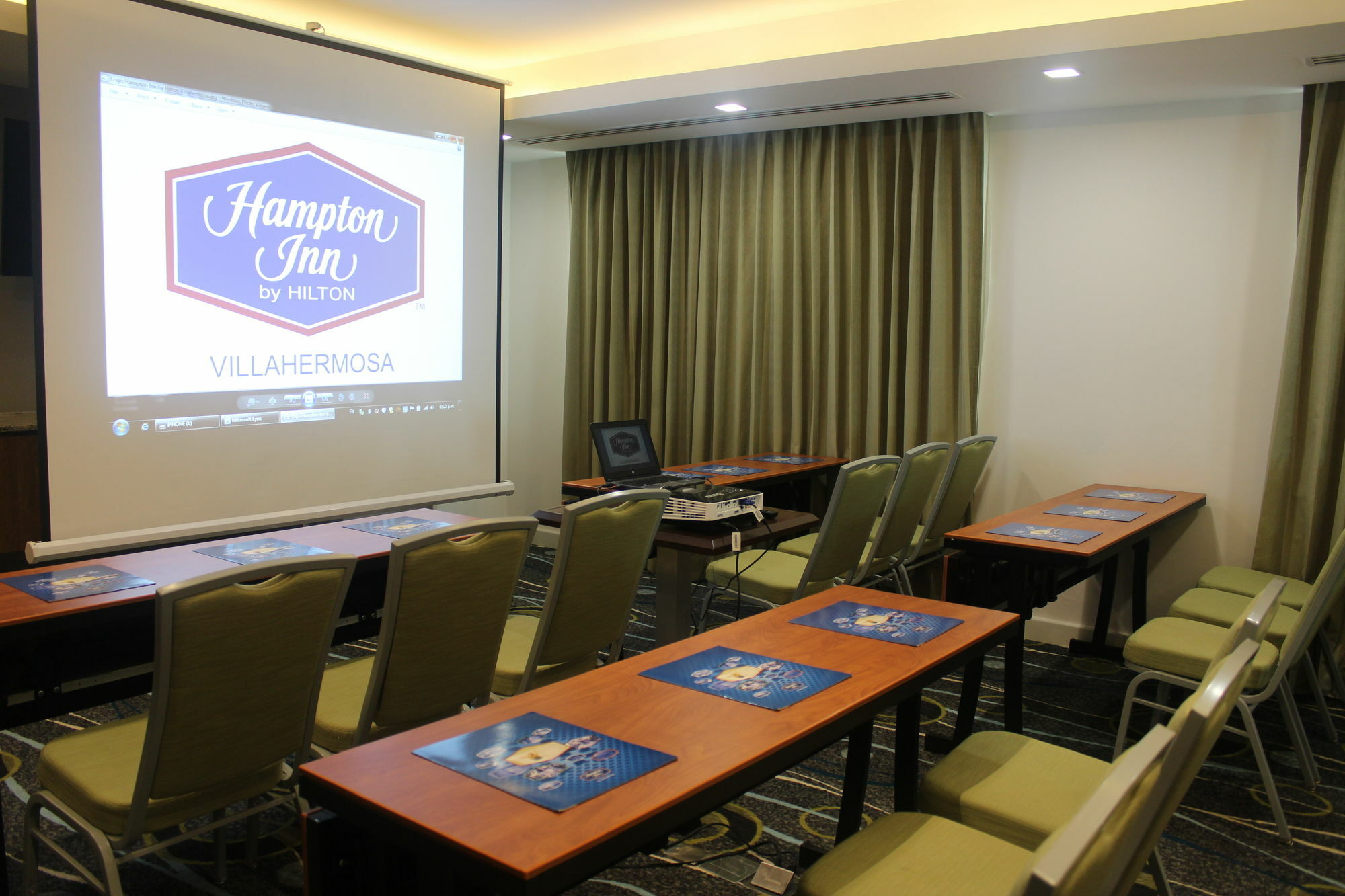 Hampton Inn By Hilton Villahermosa Exterior foto